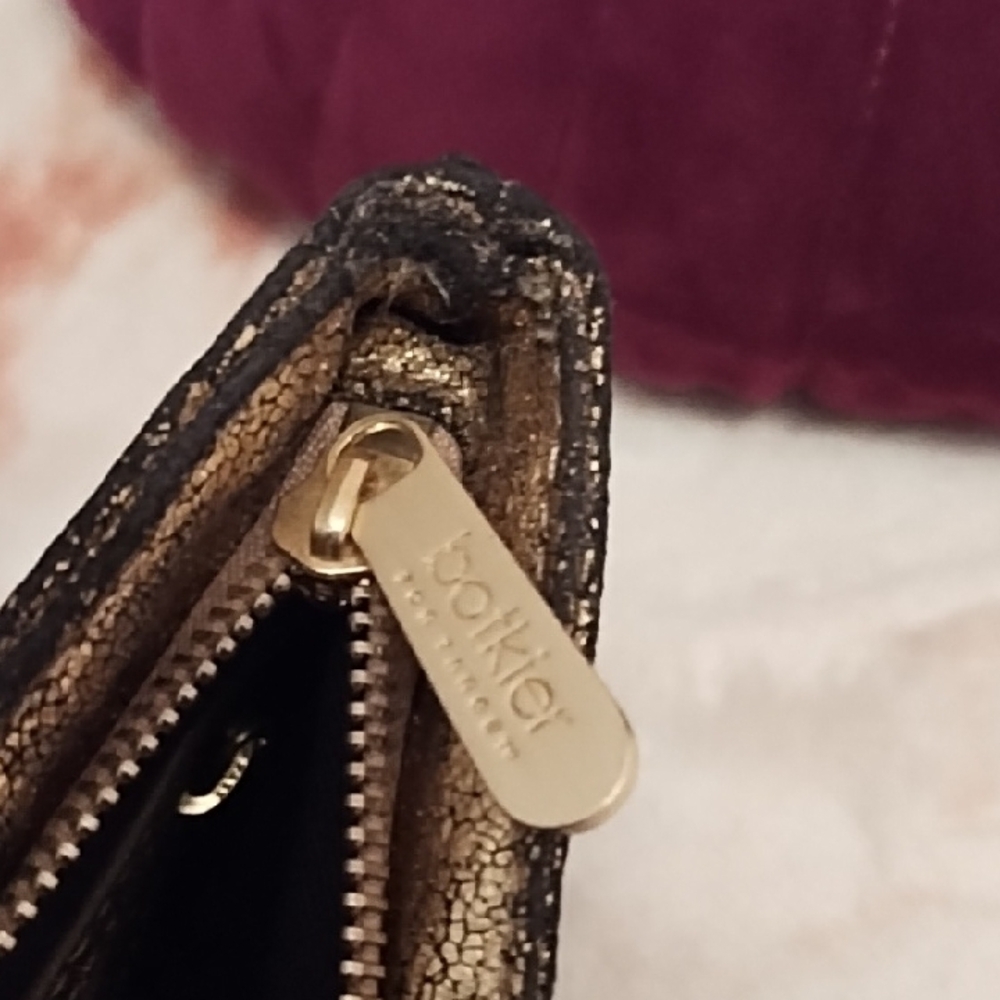 Botkier by Target Gold & Black Metallic Wristlet NWOT - Picture 4 of 12